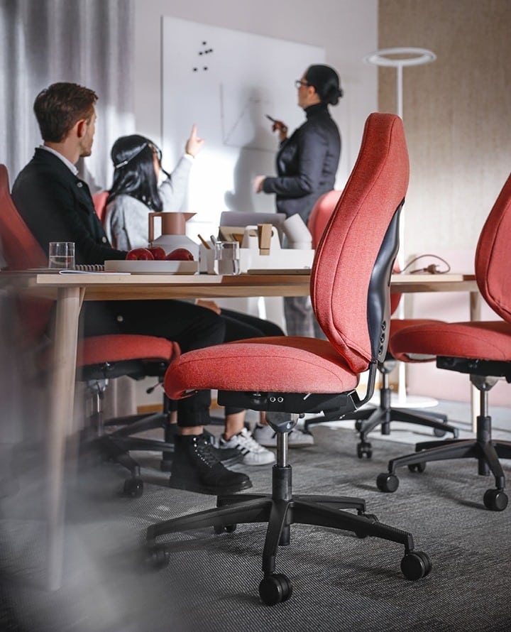 Malmstolen R7 Kontorstol – Ergonomisk Komfort til Dit Arbejde